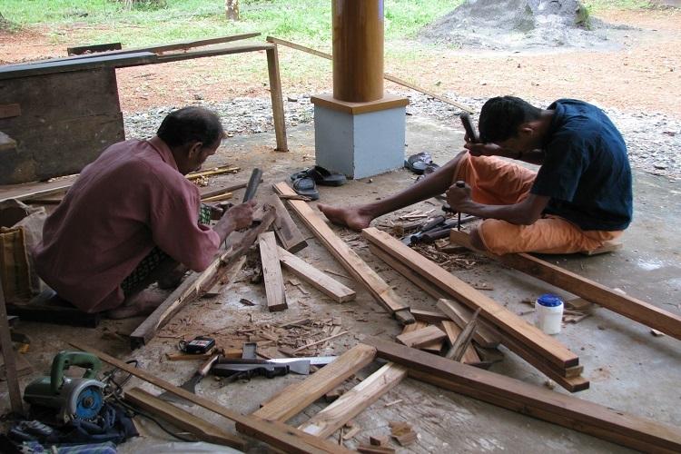 വീടിന് തടി വാങ്ങുമ്പോൾ പറ്റിക്കപ്പെടാതിരിക്കാം